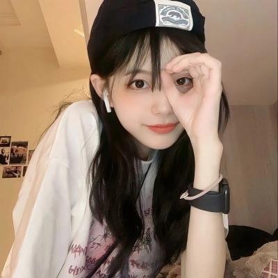 东德蕾丝的爱欲